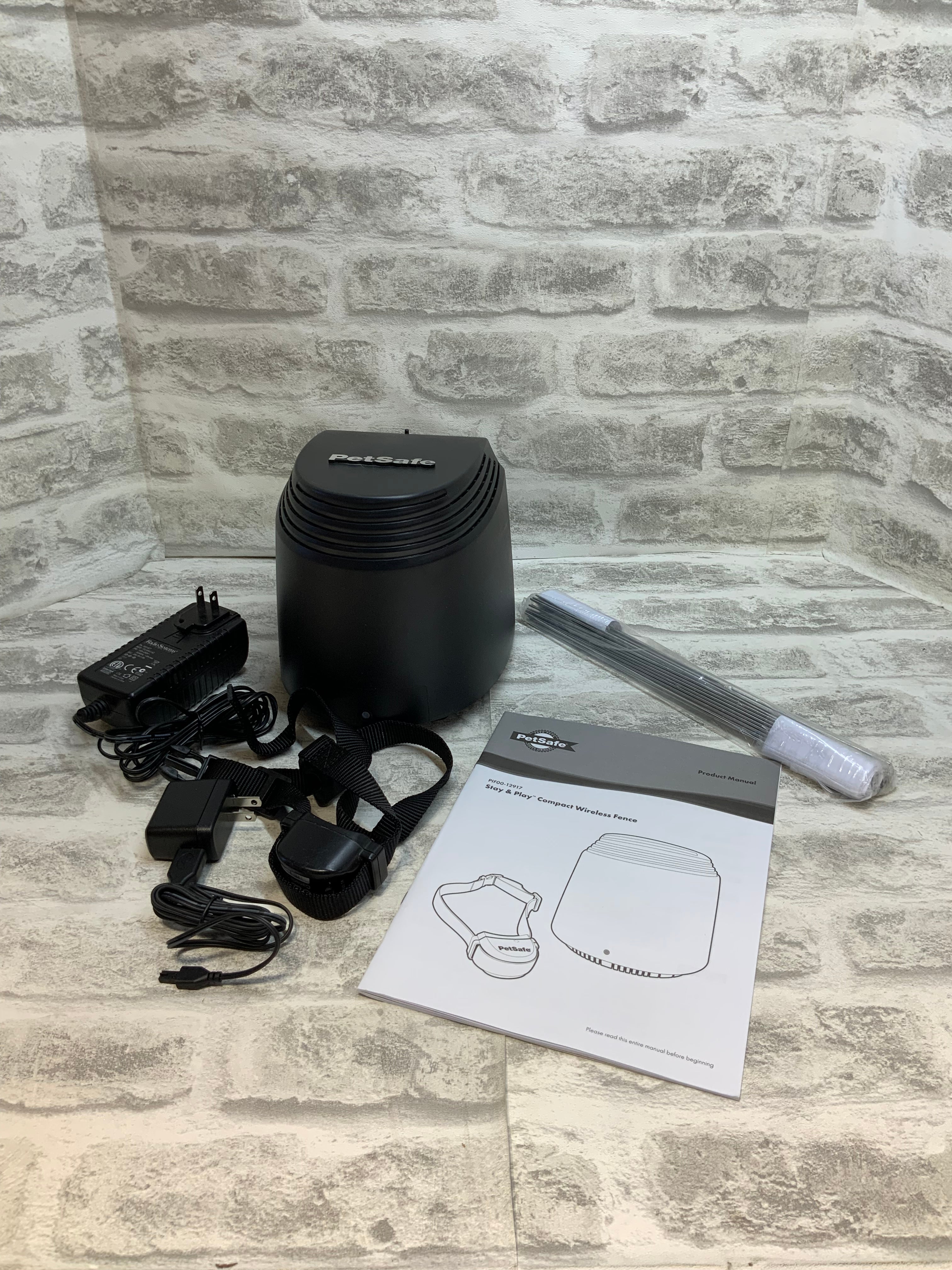 PetSafe Stay & Play Compact Wireless Fence for Dogs & Cats (7539676938478)